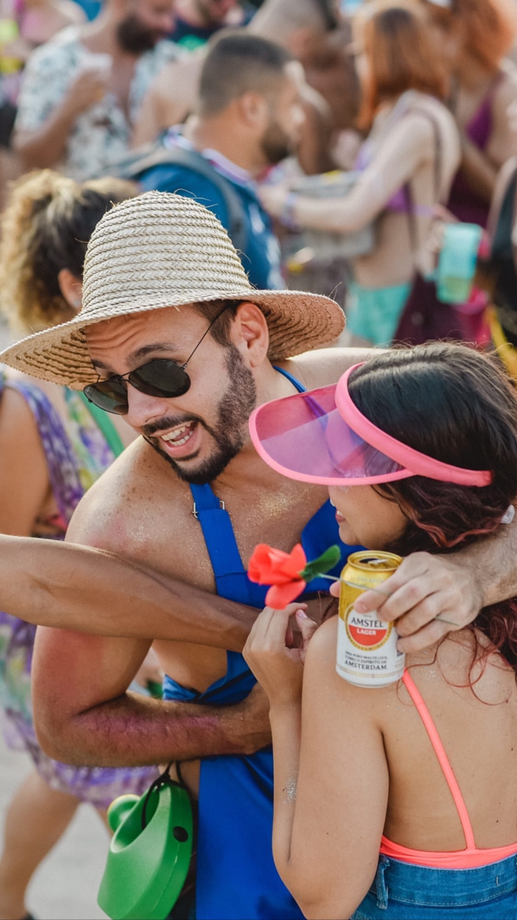 FERVEÇÃO Carnaval Nunca Acaba agita o espaço Nau Cidades no Rio